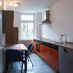 アパート Studiowohnungen Am Neuberinhaus F&g