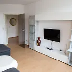 Studiowohnungen Am Neuberinhaus F&g