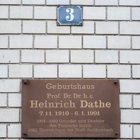 Studiowohnungen Am Neuberinhaus F&g *