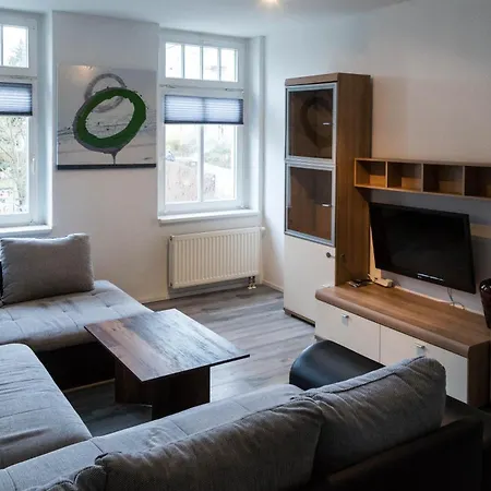 Studiowohnungen Am Neuberinhaus F&g ライヒェンバッハ・イム・フォークトラント